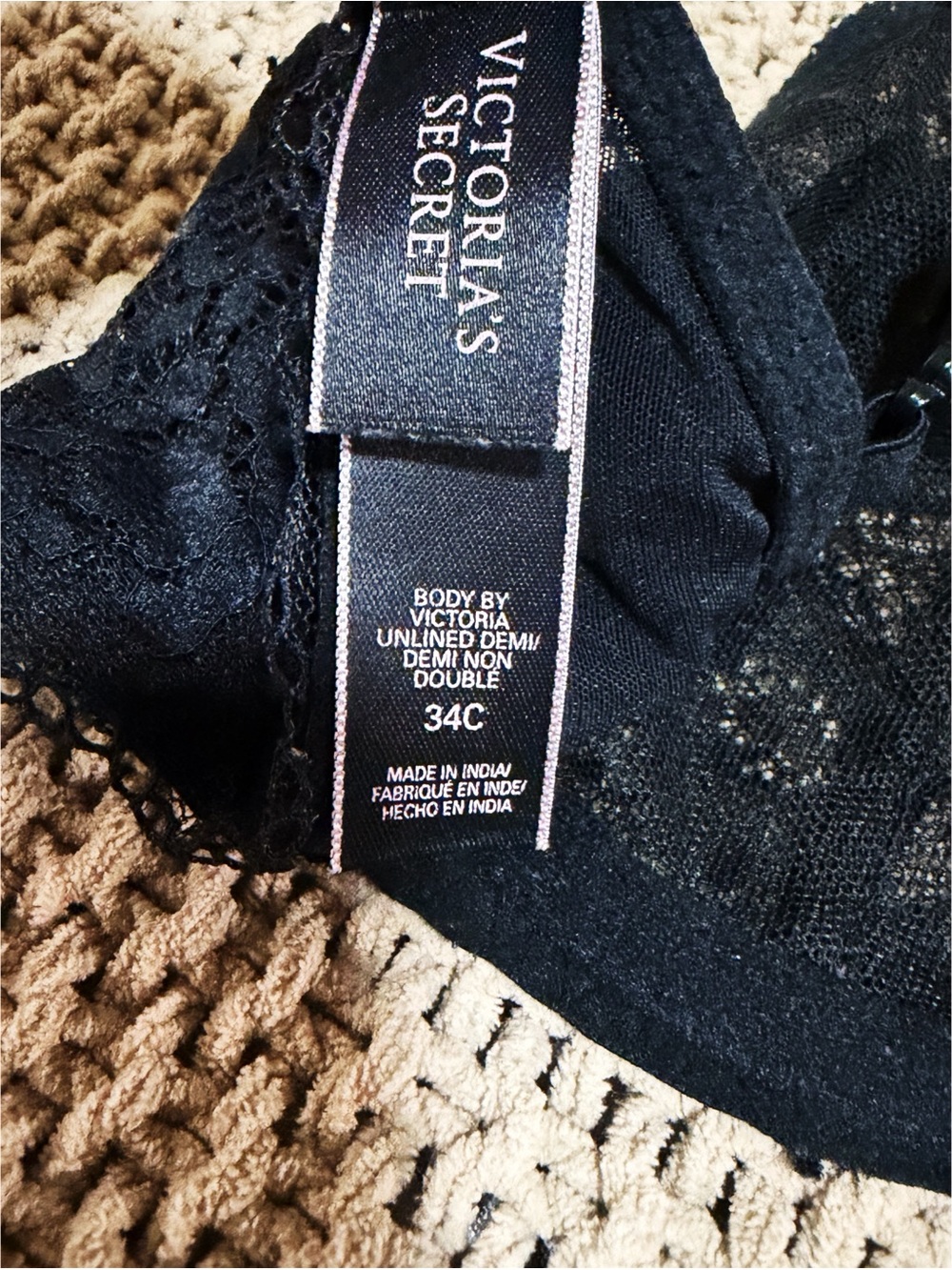 Victoria Secret set - Picture 4 of 7